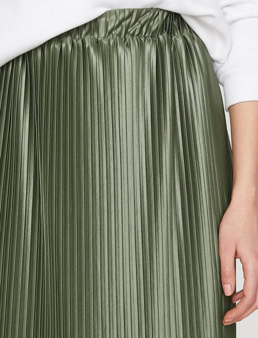 11940 Khaki Pleated Midi Skirt