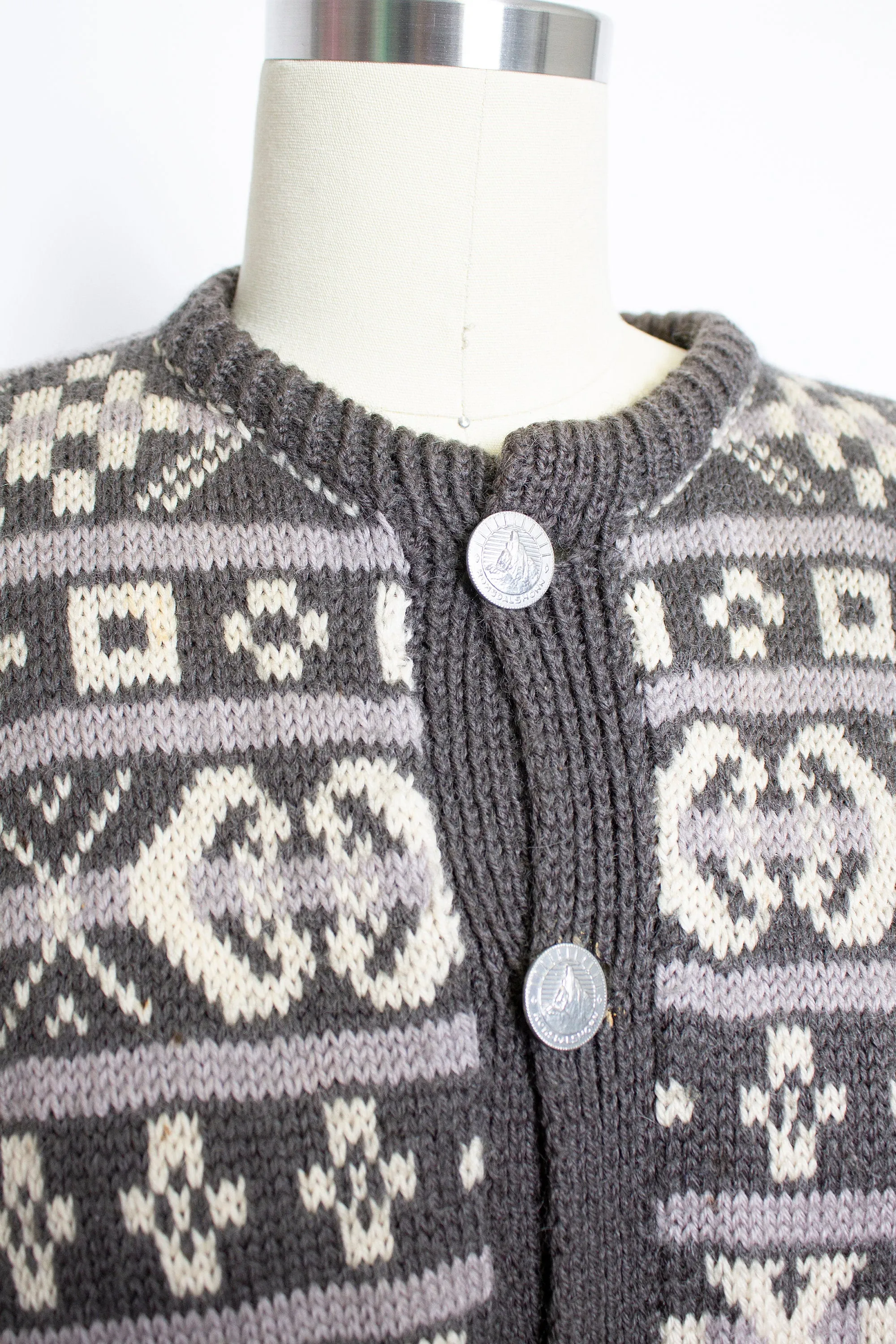 1960s Norwegian Sweater Wool Knit Cardigan L