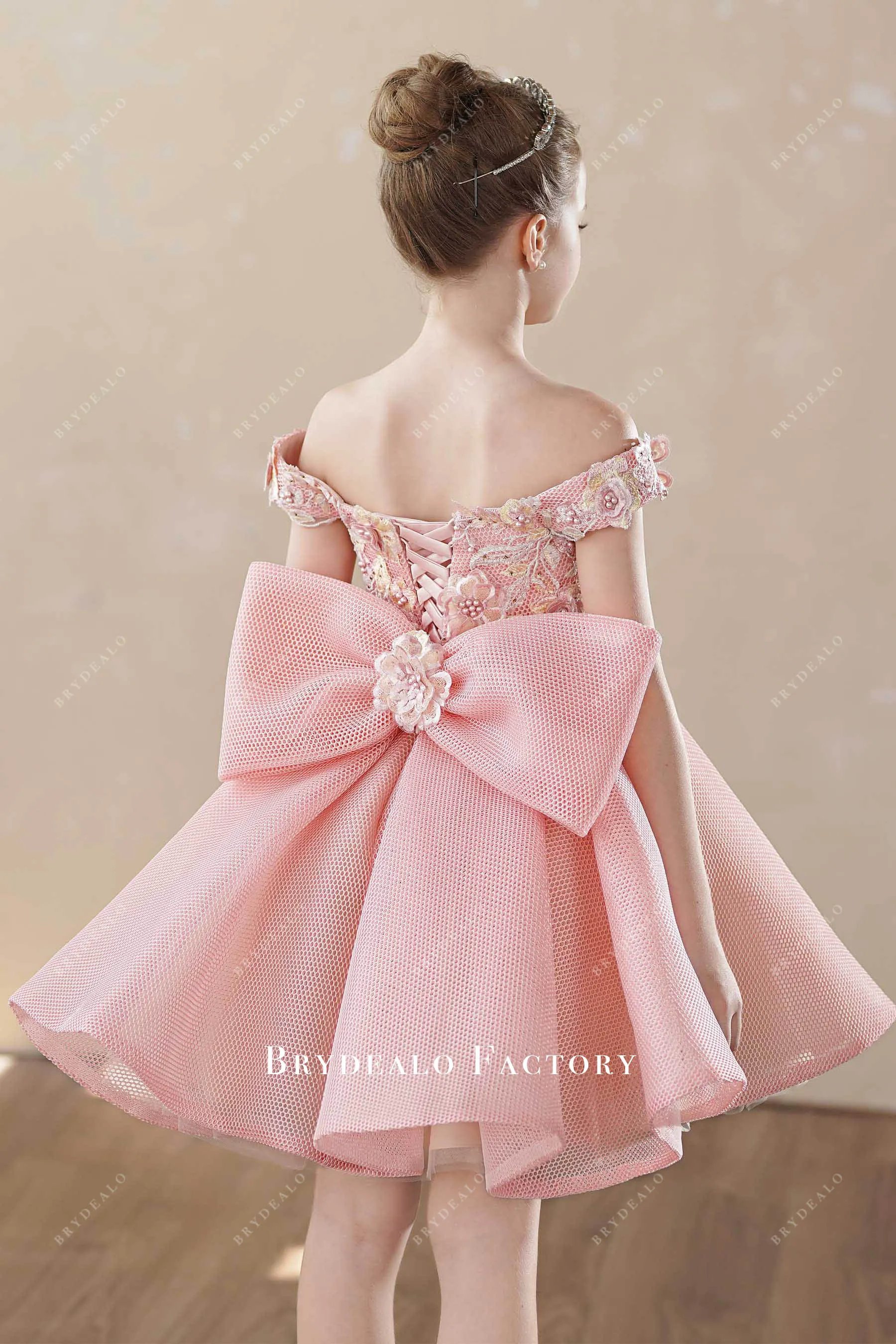 Adorable Large Bowknot Back Tea-Length Flower Girl Dress