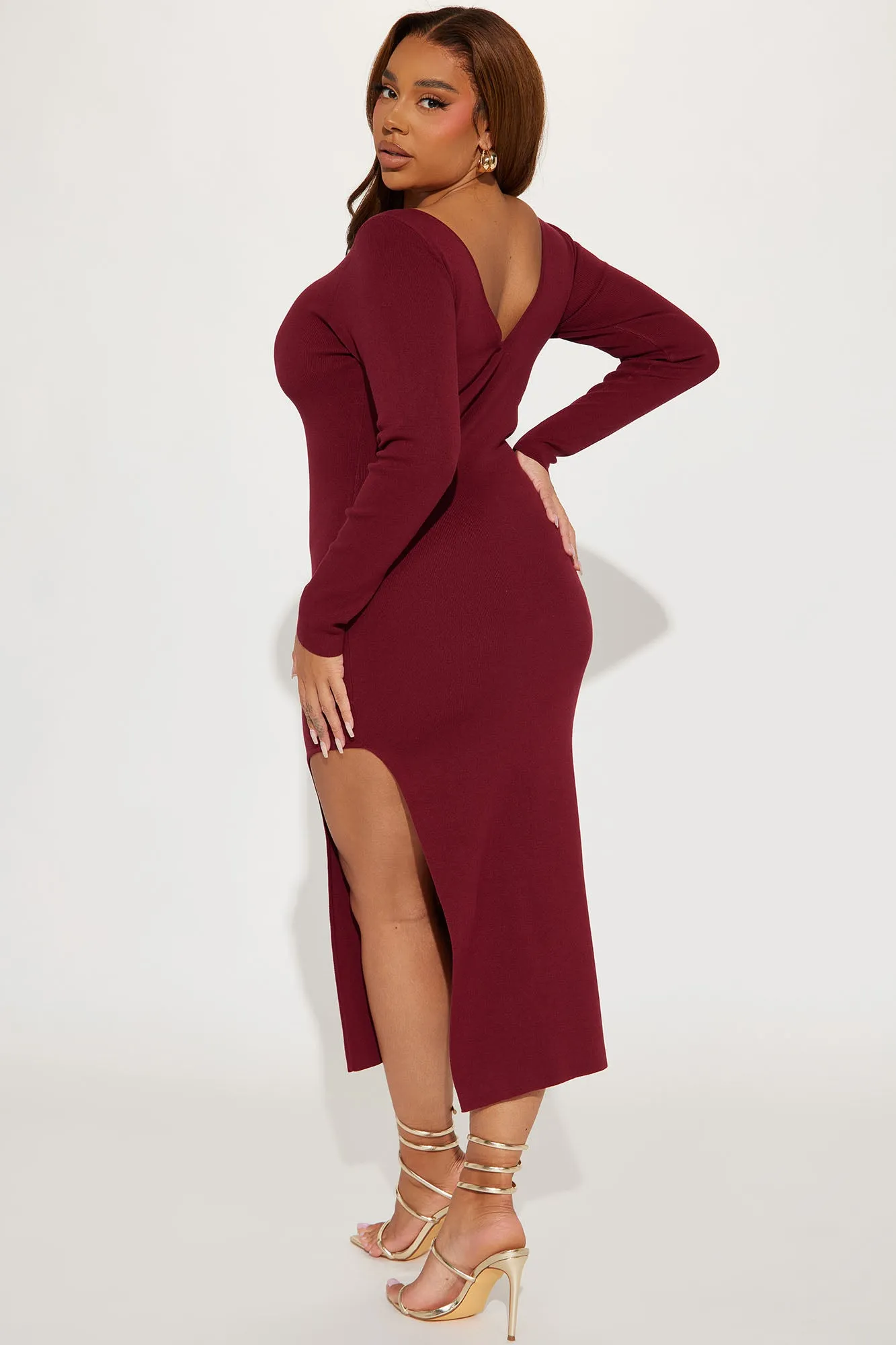 Adrianna Sweater Midi Dress - Wine