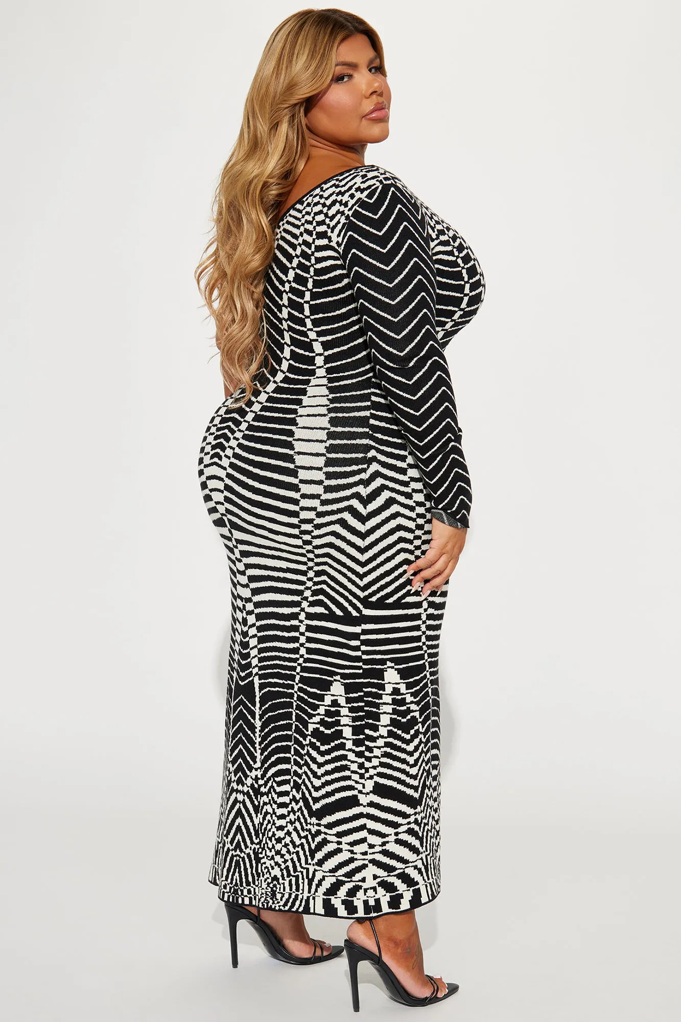 Angelica Sweater Maxi Dress - Black/combo