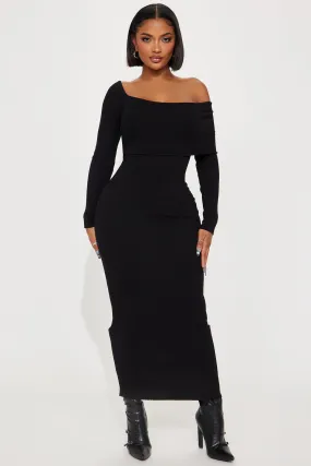 Arya Sweater Maxi Dress - Black