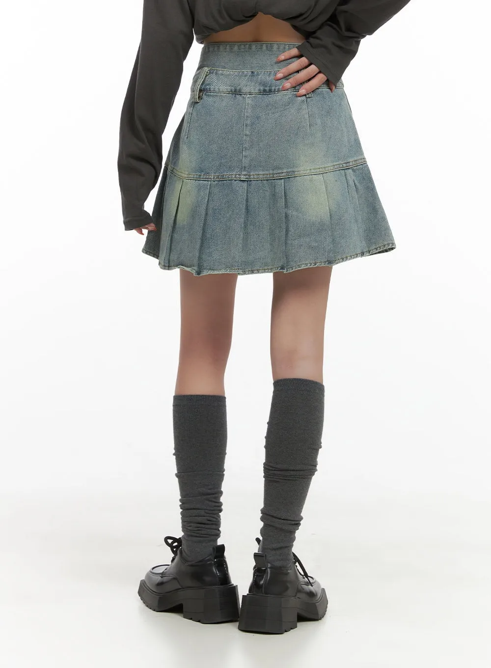 Buckle Pleated Denim Mini Skirt CS403