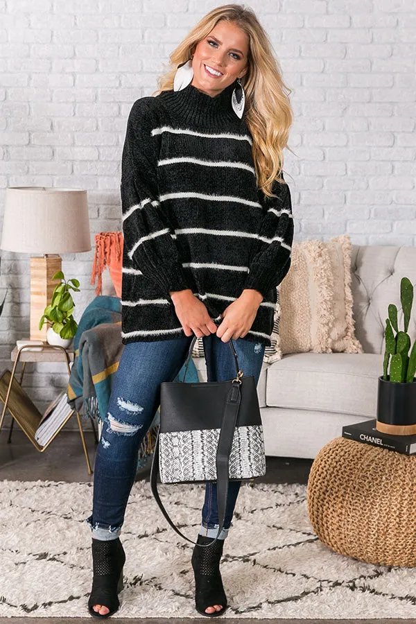 Chicago Cuddles Chenille Sweater In Black