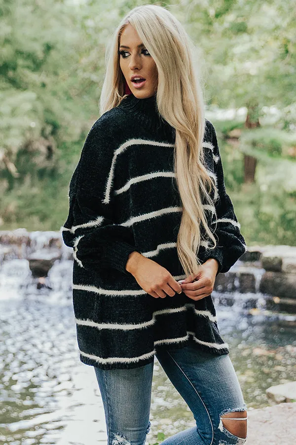 Chicago Cuddles Chenille Sweater In Black