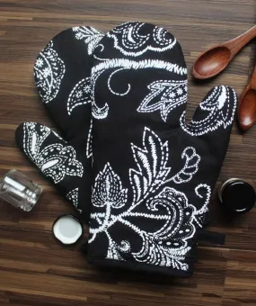 Cotton Black Flower Oven Gloves Pack Of 2