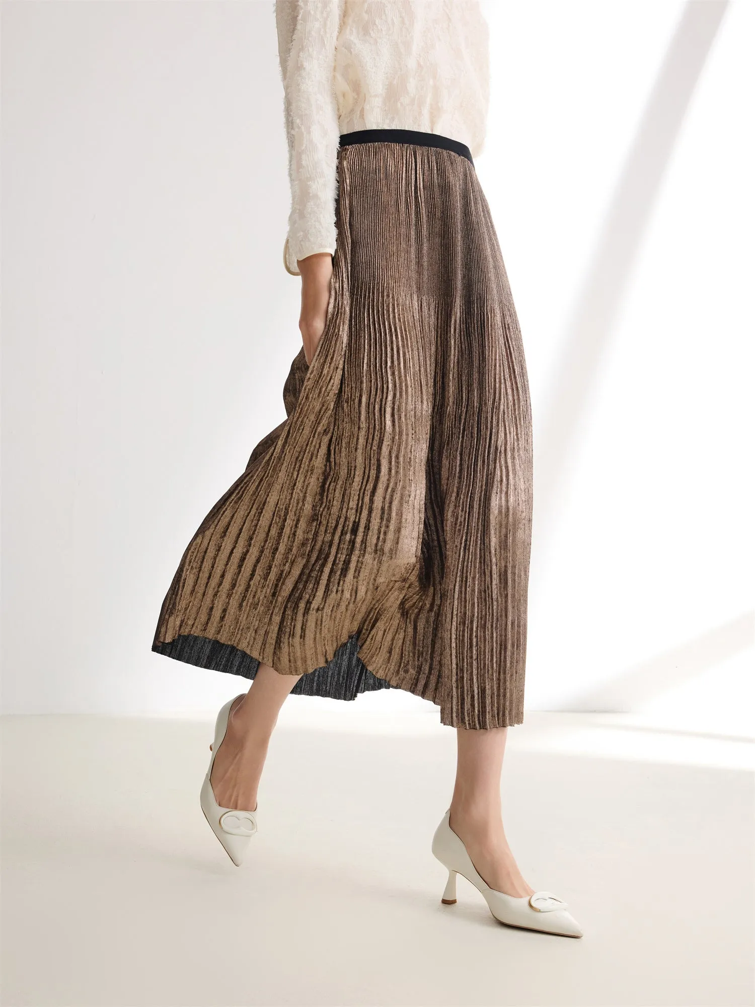 EP YAYING Gold Foil Pleated Skirt EGJIA3409AJ