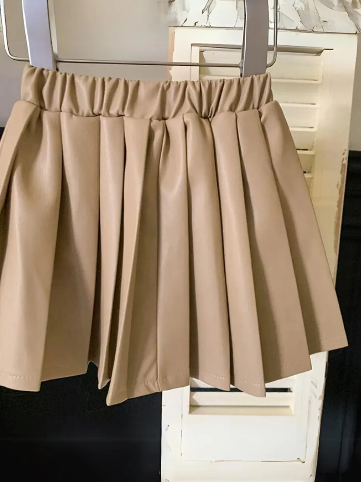 Haute Winter Style Pleated Faux Leather Skirt Set