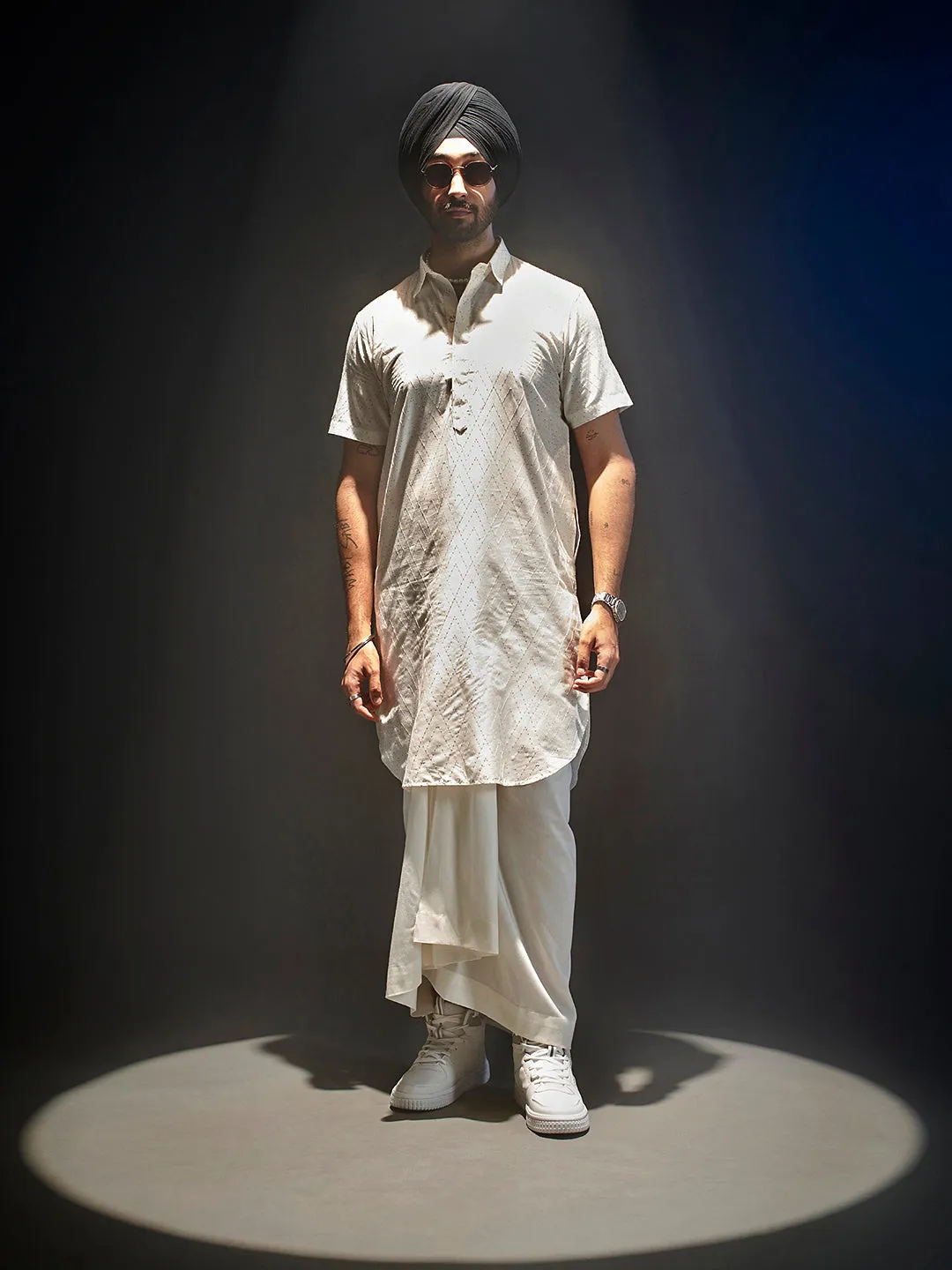 Jashvi Men's White Viscose Kurta Lungi Set