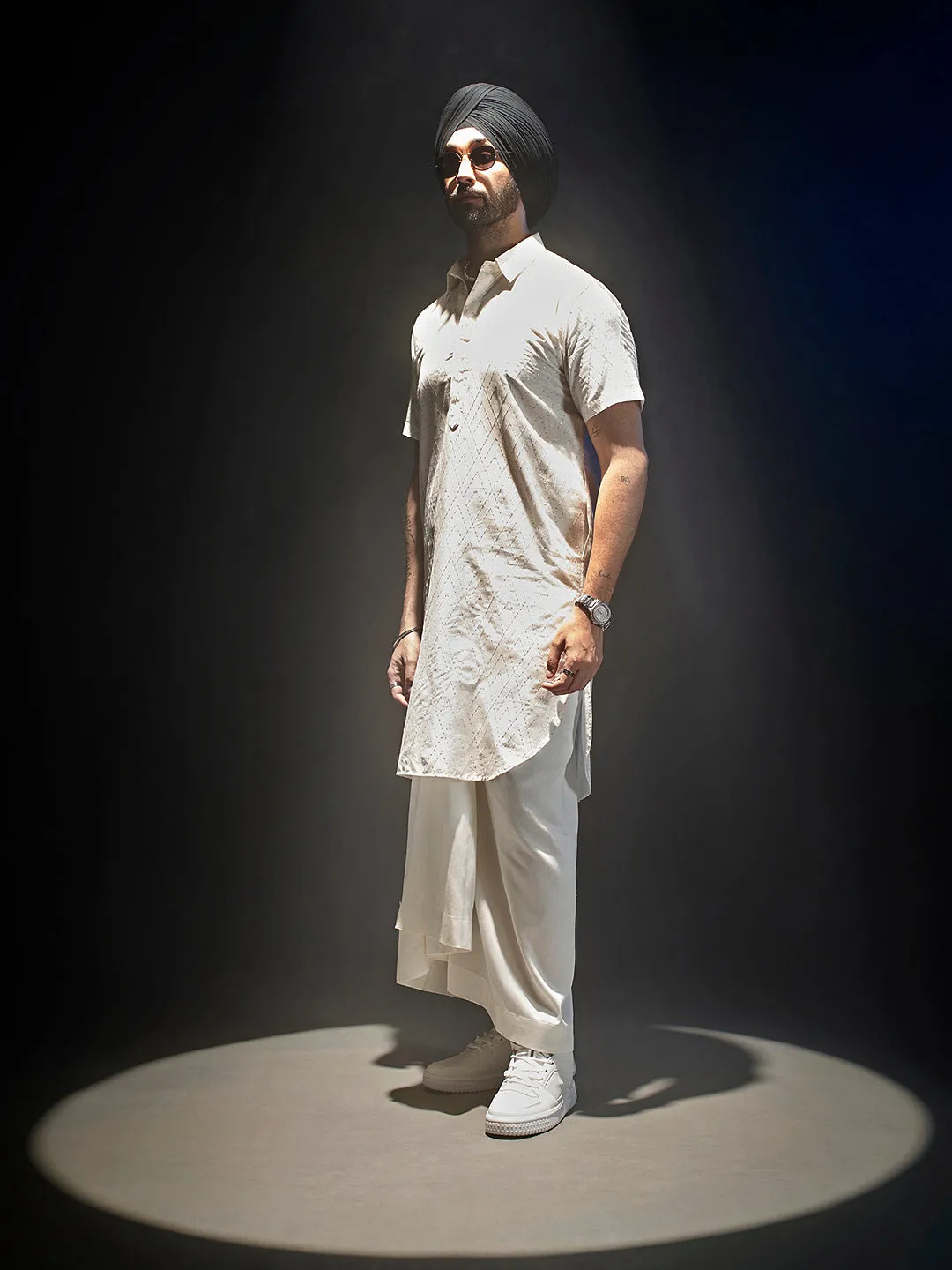 Jashvi Men's White Viscose Kurta Lungi Set