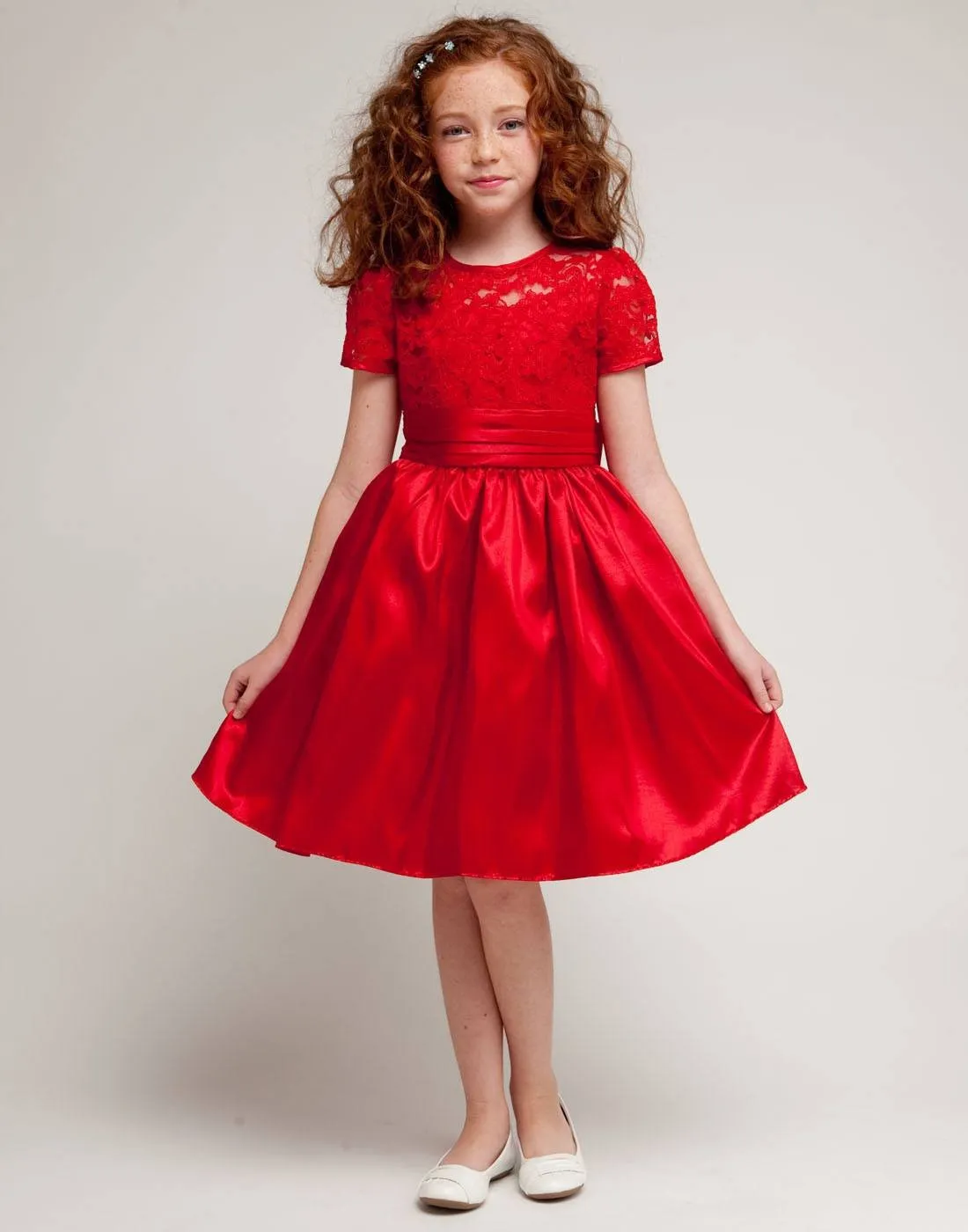 Luring Lace and Glistening Taffeta Knee length Dress - Red