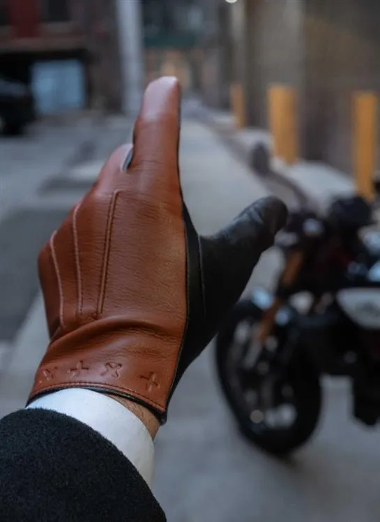 Men's The Suited Racer Touchscreen Three-Point Leather Gloves