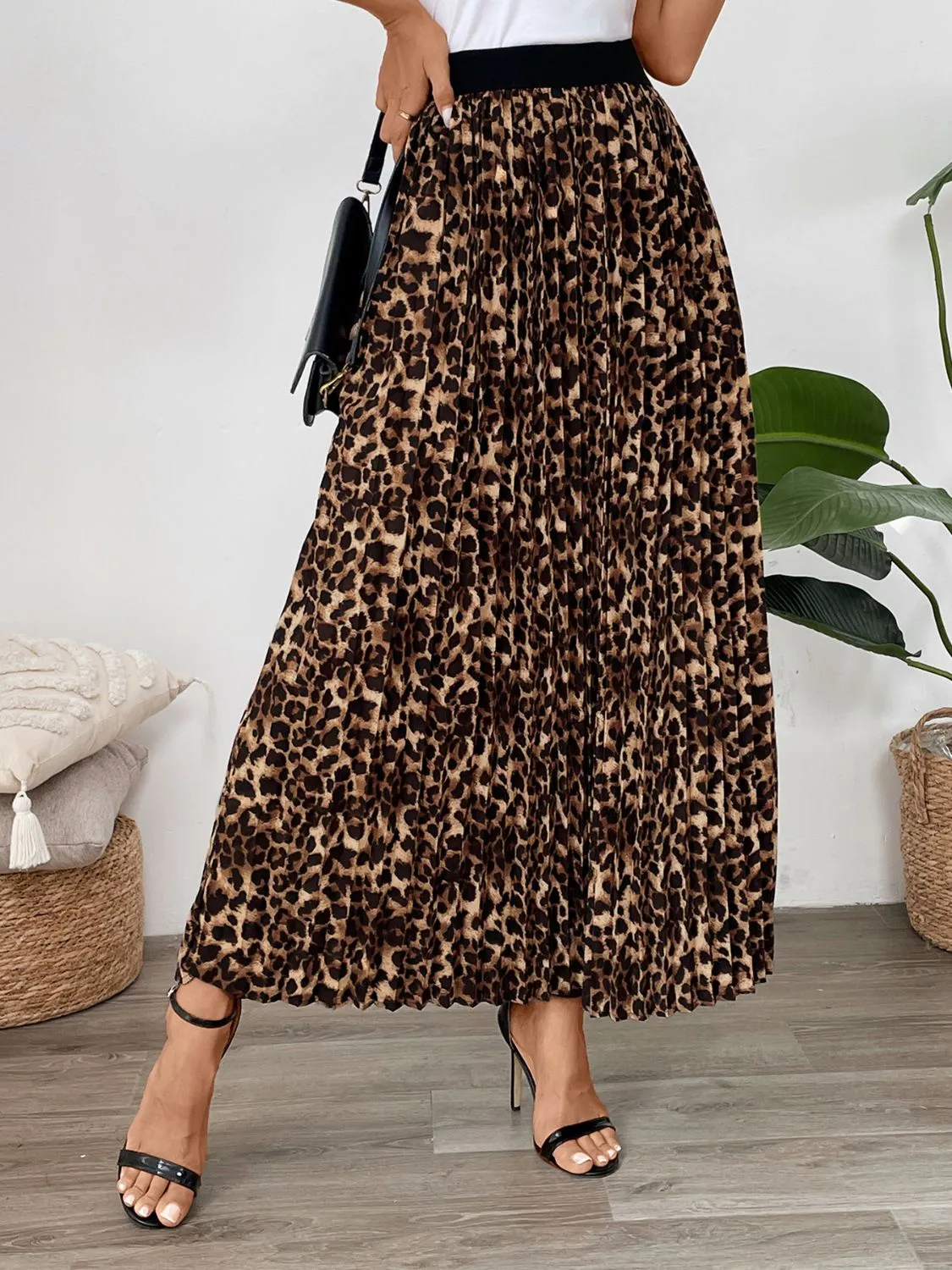 Perfee Pleated Leopard Maxi Skirt