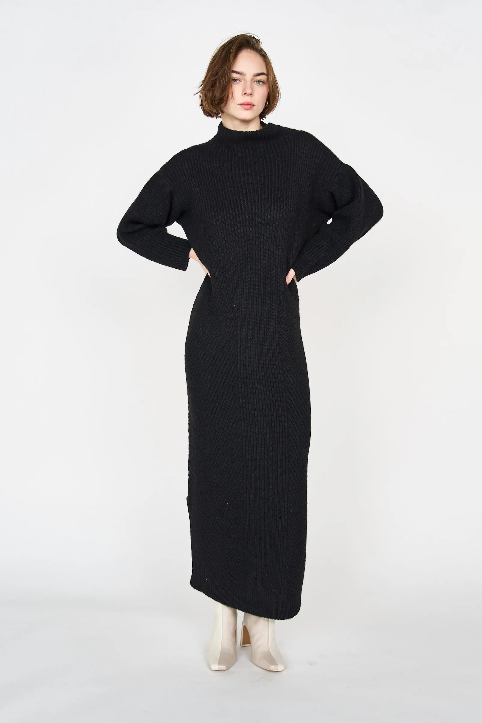 Pichu Pichu Sweater Dress in Black