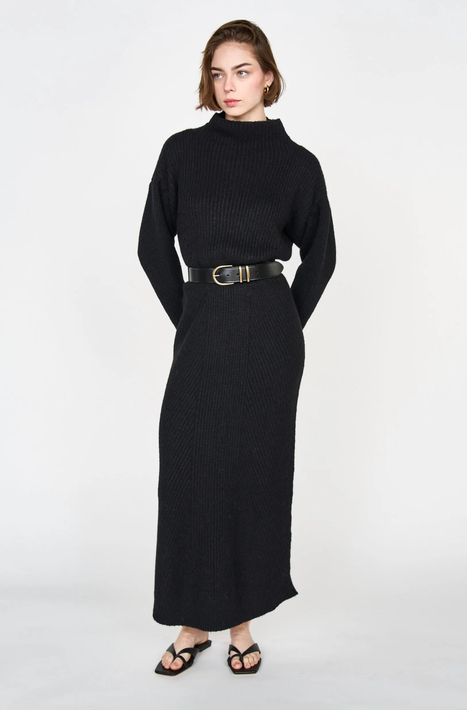 Pichu Pichu Sweater Dress in Black