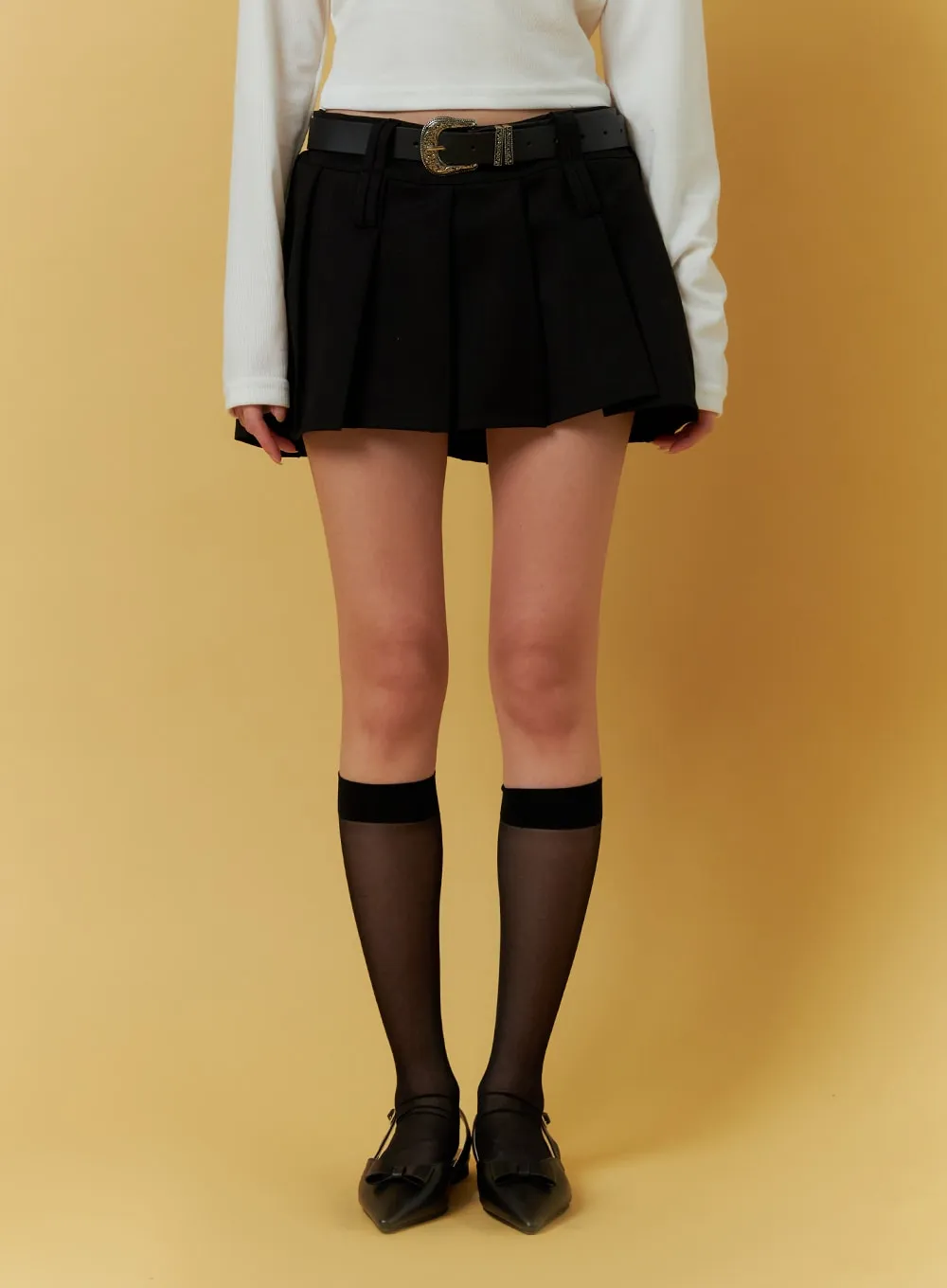 Solid Pleated Mini Skirt IF408