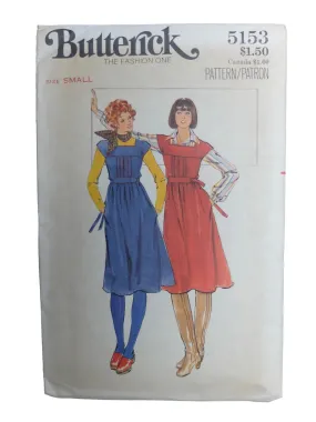 Vintage 70s Mod Hippie Milkmaid Prairie Cottage Gunne Sax Style Apron Jumper Circle Below-the-Knee Midi Length Dress Sewing Pattern | Size XS