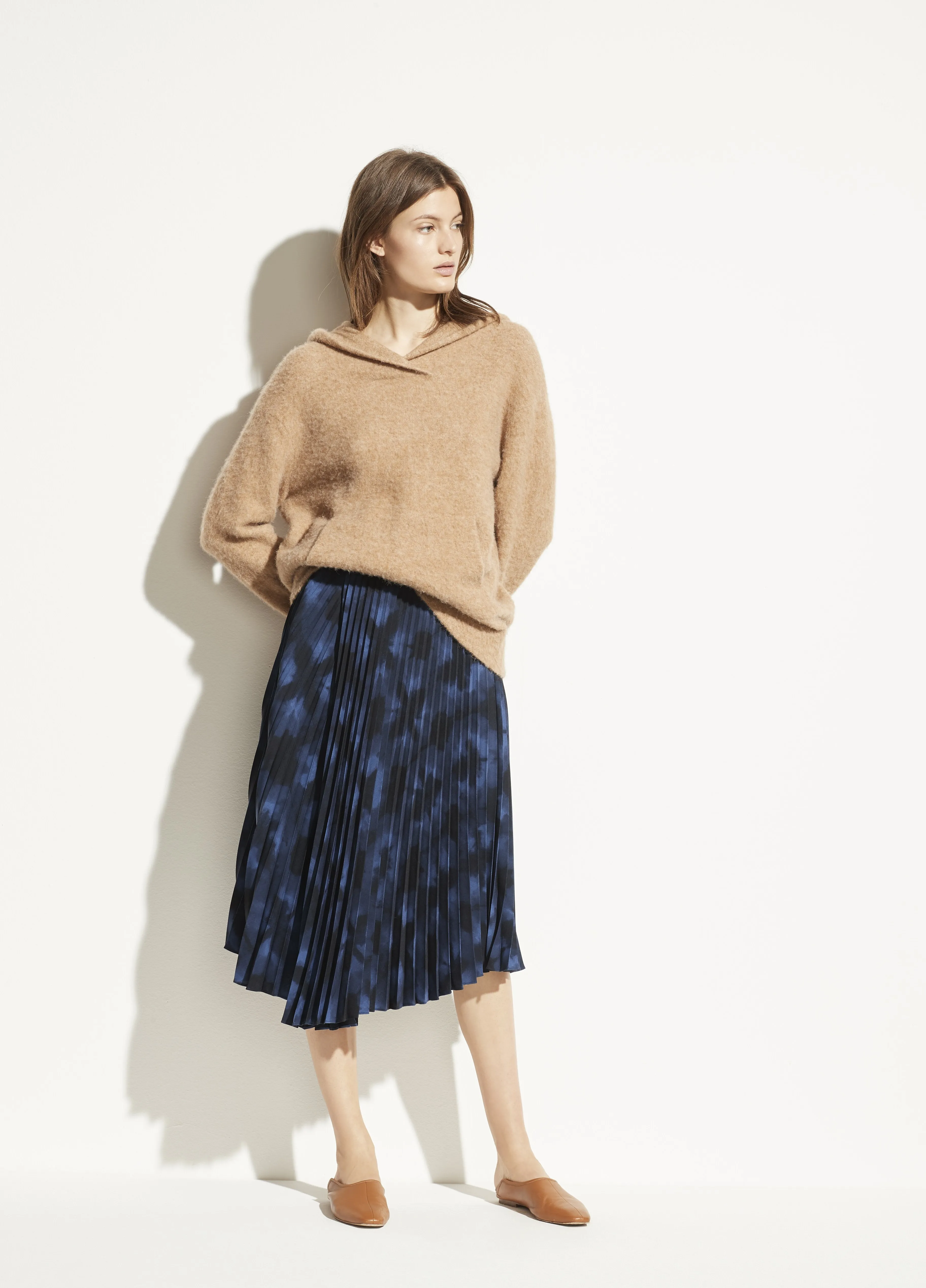 Winter Tie Dye Pleated Skirt in Hydra