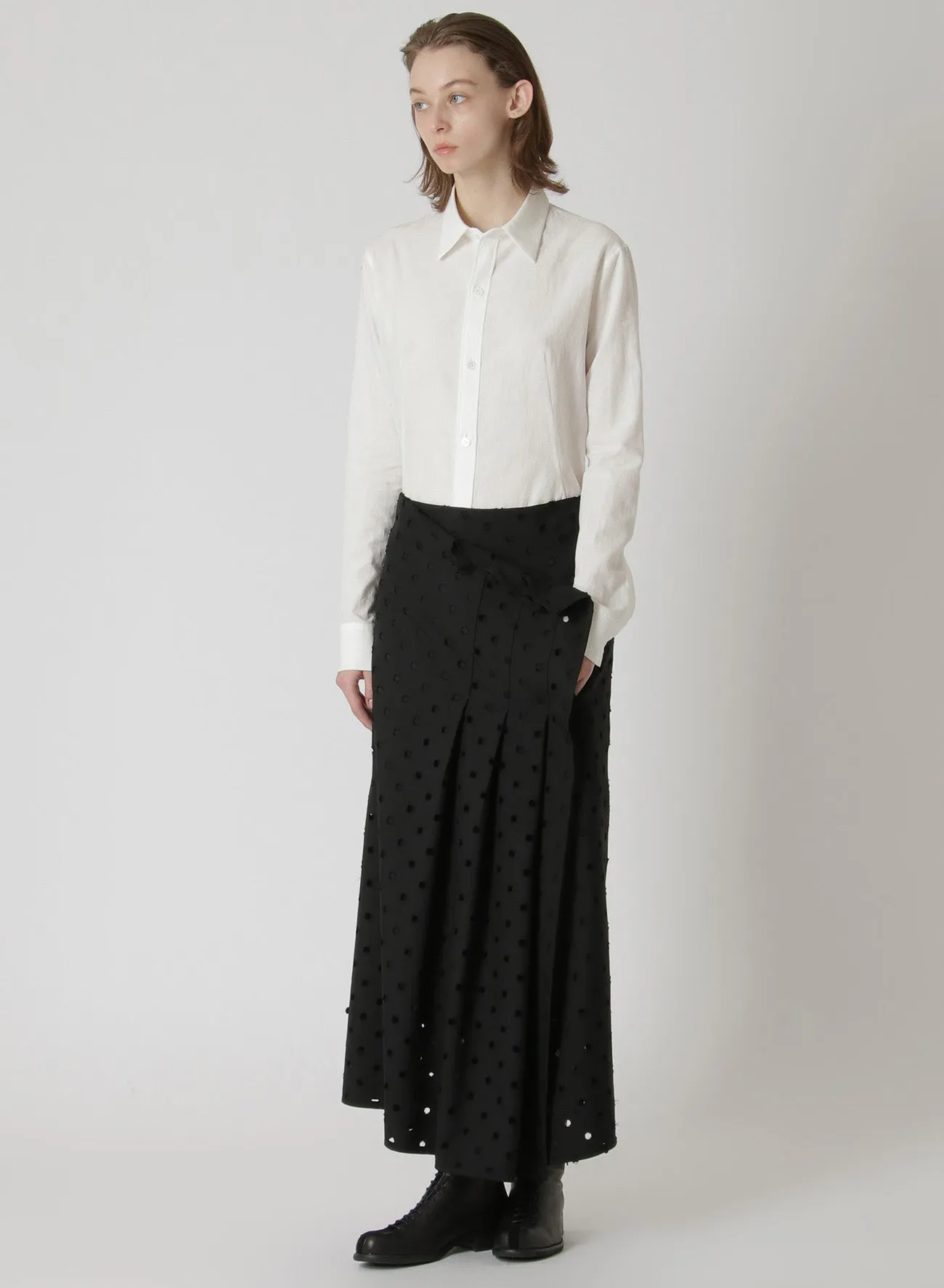 WOOL/POLYESTER GABARDINE PLEATED WRAP SKIRT