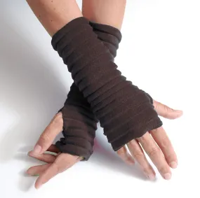 Wristees® Fingerless Gloves - Chocolate brown